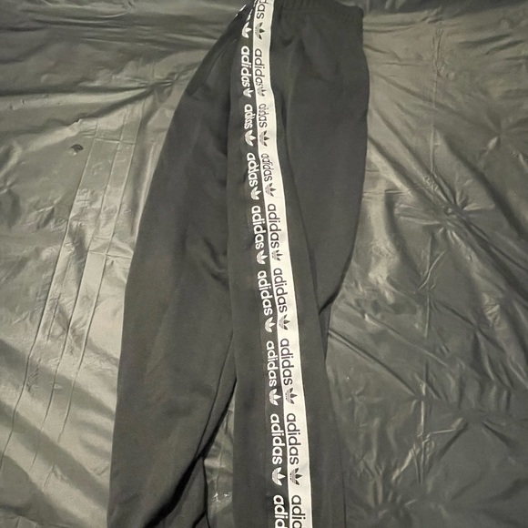 Adidas Black Sweatpants Medium - Picture 3 of 3